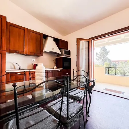 Διαμέρισμα Levante House *